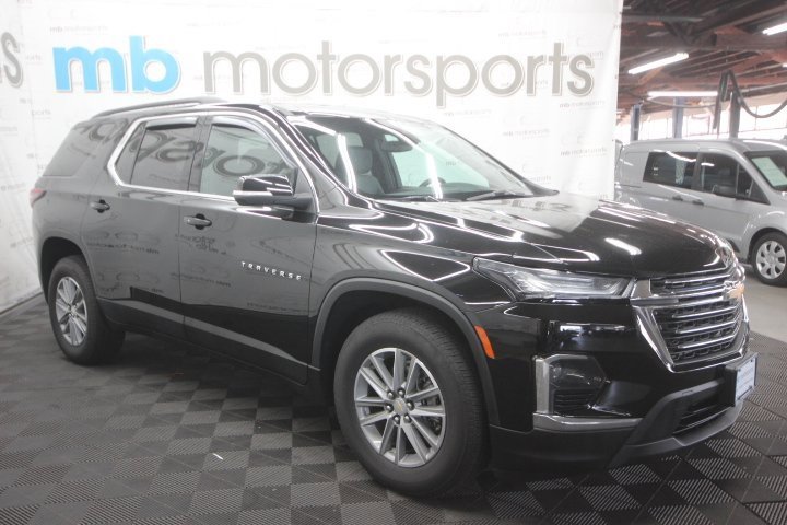 Used 2022 Chevrolet Traverse LT w/ LPO, Floor Liner Package image 8