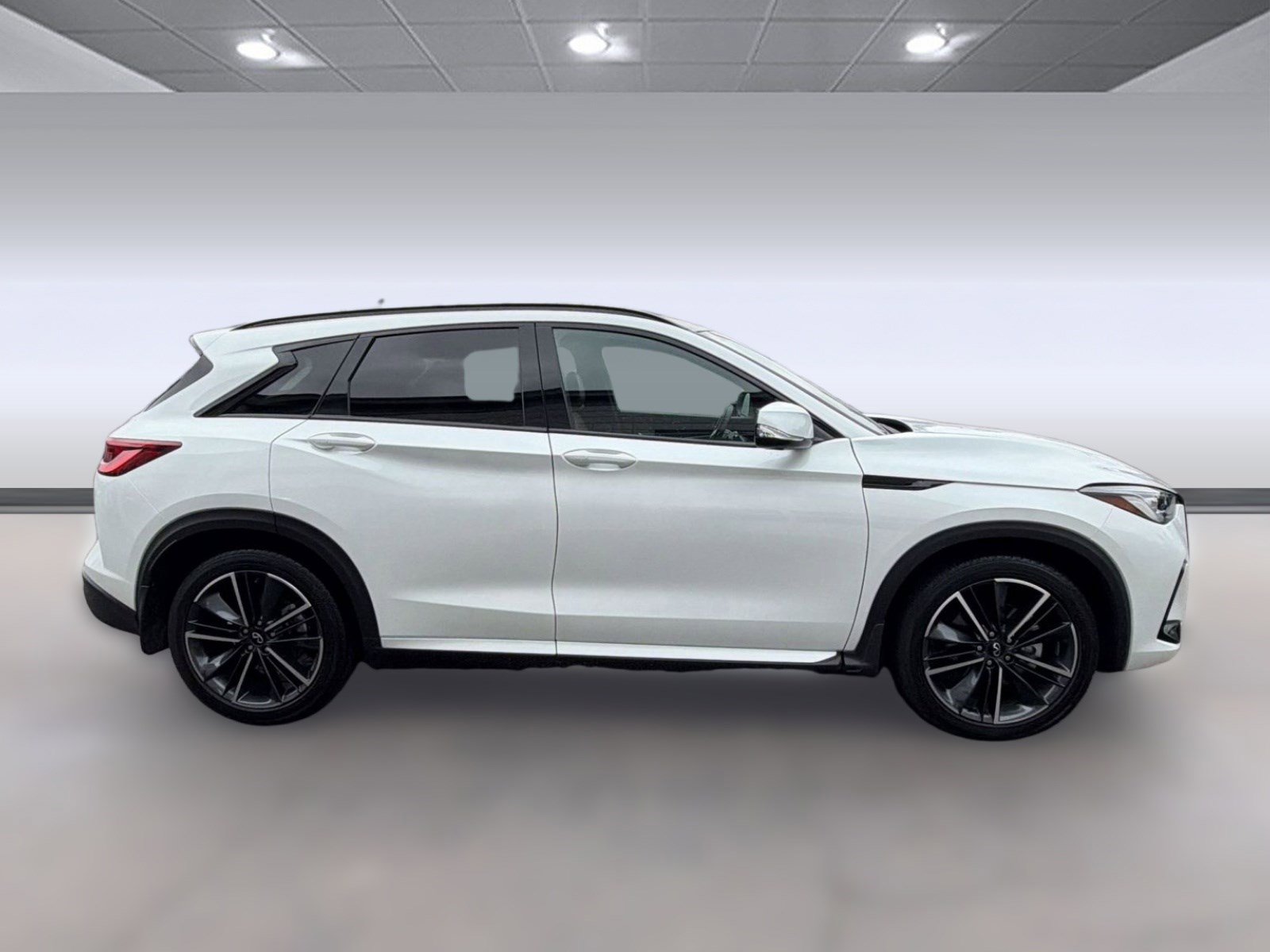 Used 2023 INFINITI QX50 Sport w/ Cargo Package FWD image 8