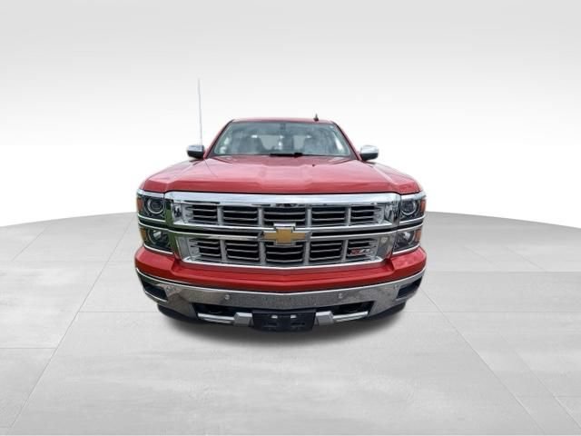 Used 2015 Chevrolet Silverado 1500 LTZ Z71 w/ LTZ Plus Package AWD/4WD image 3