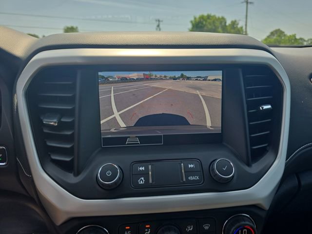 Used 2023 GMC Acadia SLE w/ Driver Convenience Package FWD image 23