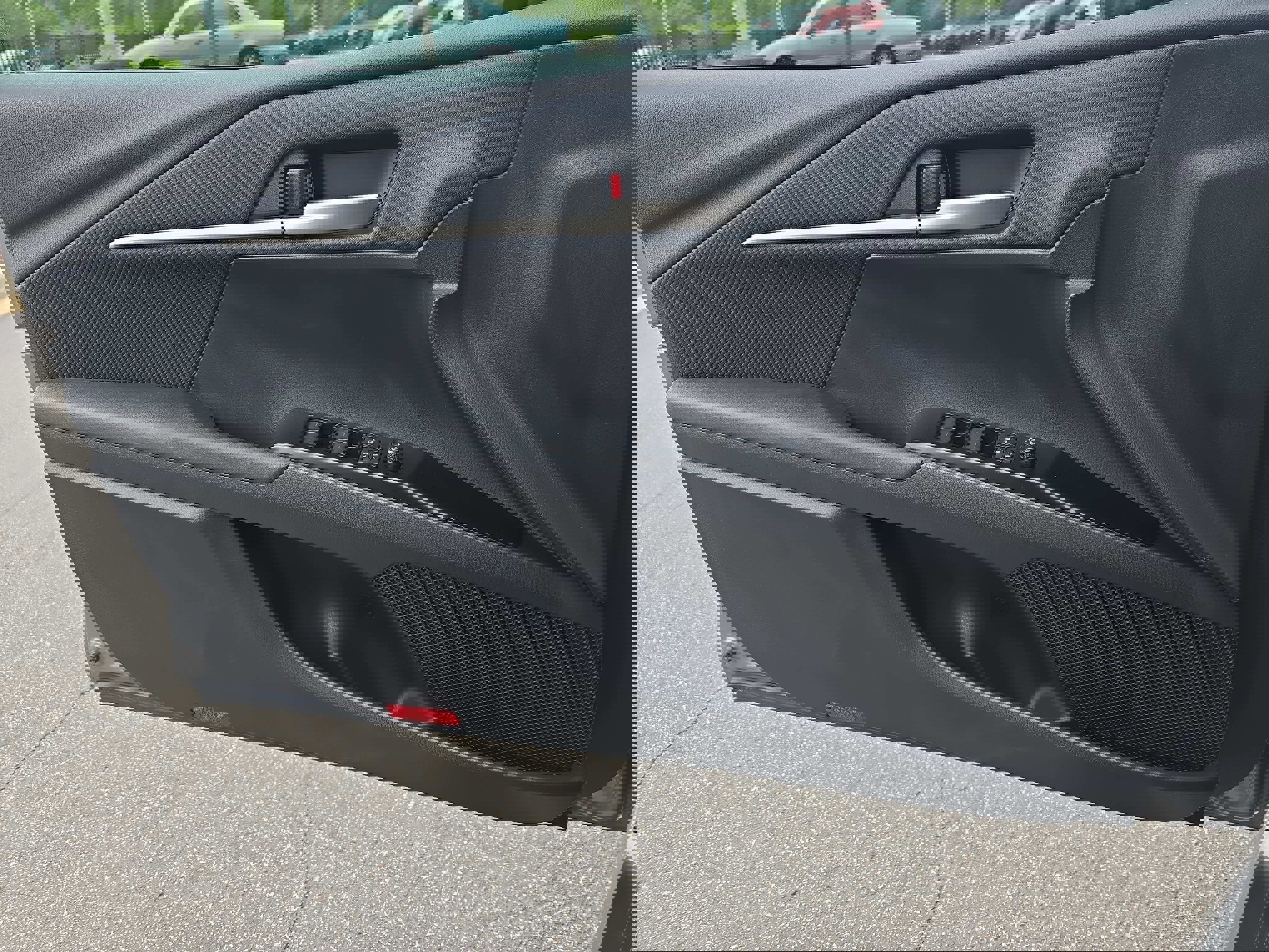 Used 2025 Toyota Camry SE w/ Convenience Package FWD image 28