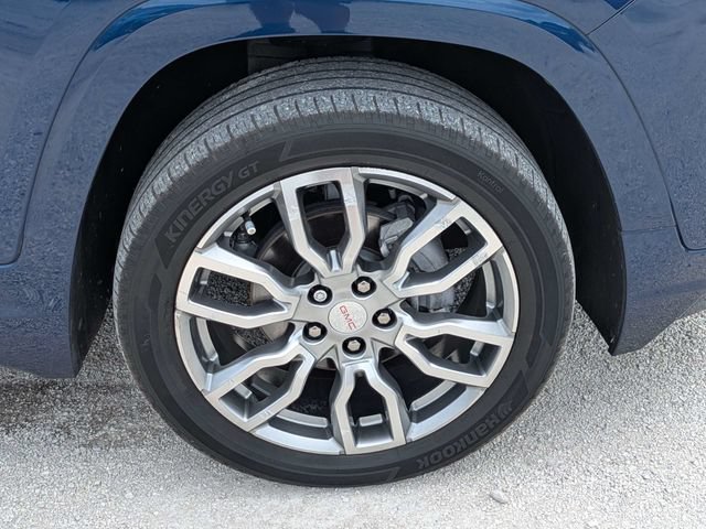Used 2023 GMC Terrain Denali w/ Denali Premium Package AWD/4WD image 10