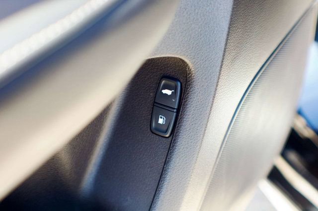 Used 2019 Acura MDX Sport Hybrid w/ Advance Pkg image 35