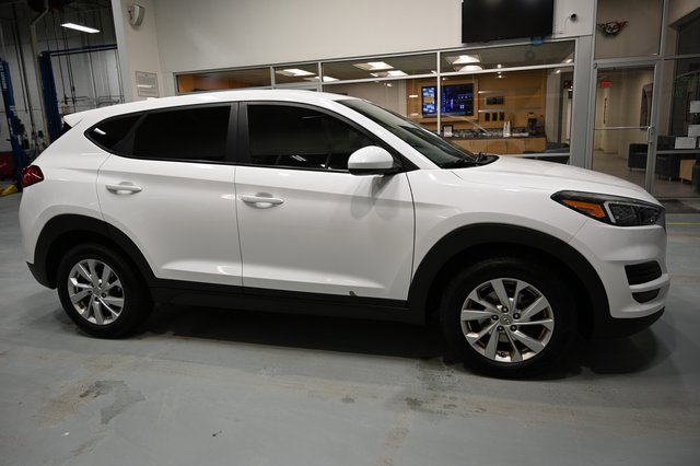 Used 2019 Hyundai Tucson SE image 4