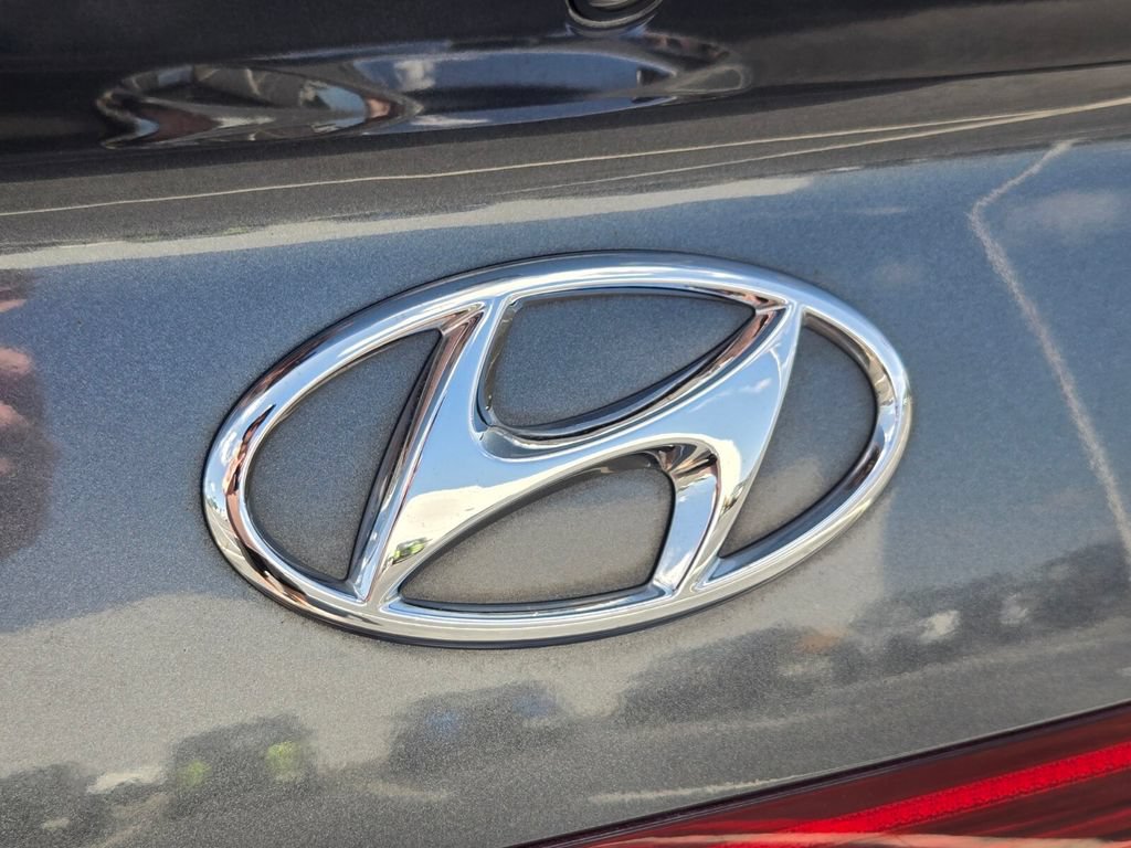 Used 2023 Hyundai Sonata SEL w/ Convenience Package FWD image 19