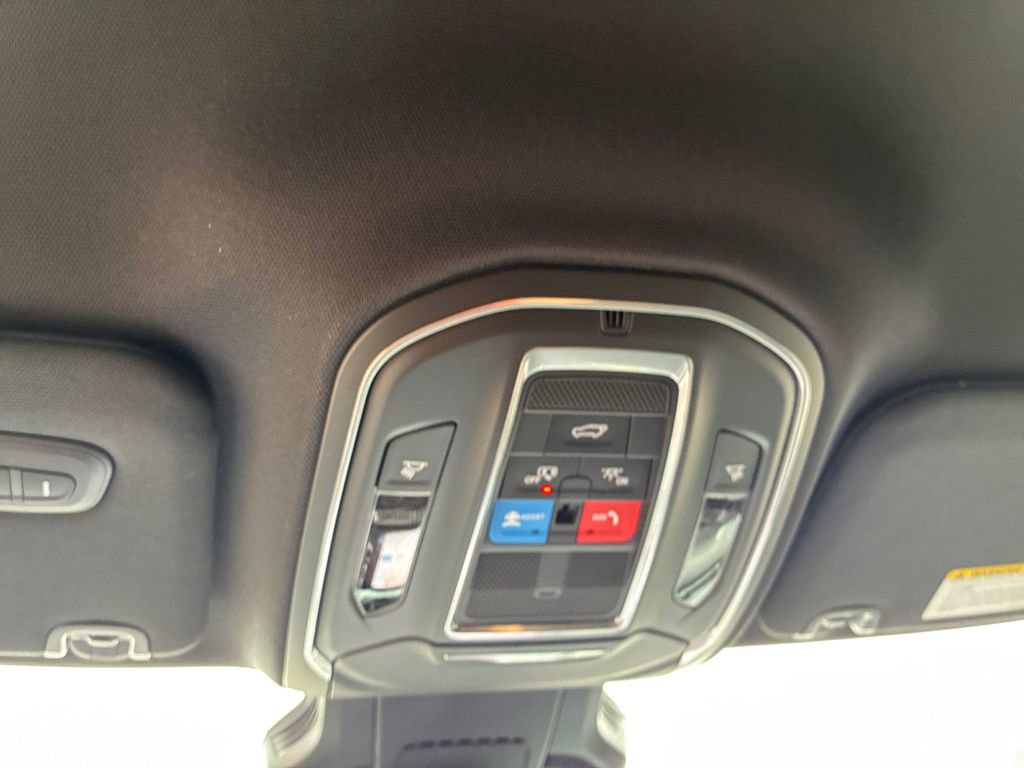 New 2026 Jeep Cherokee Limited AWD/4WD image 25