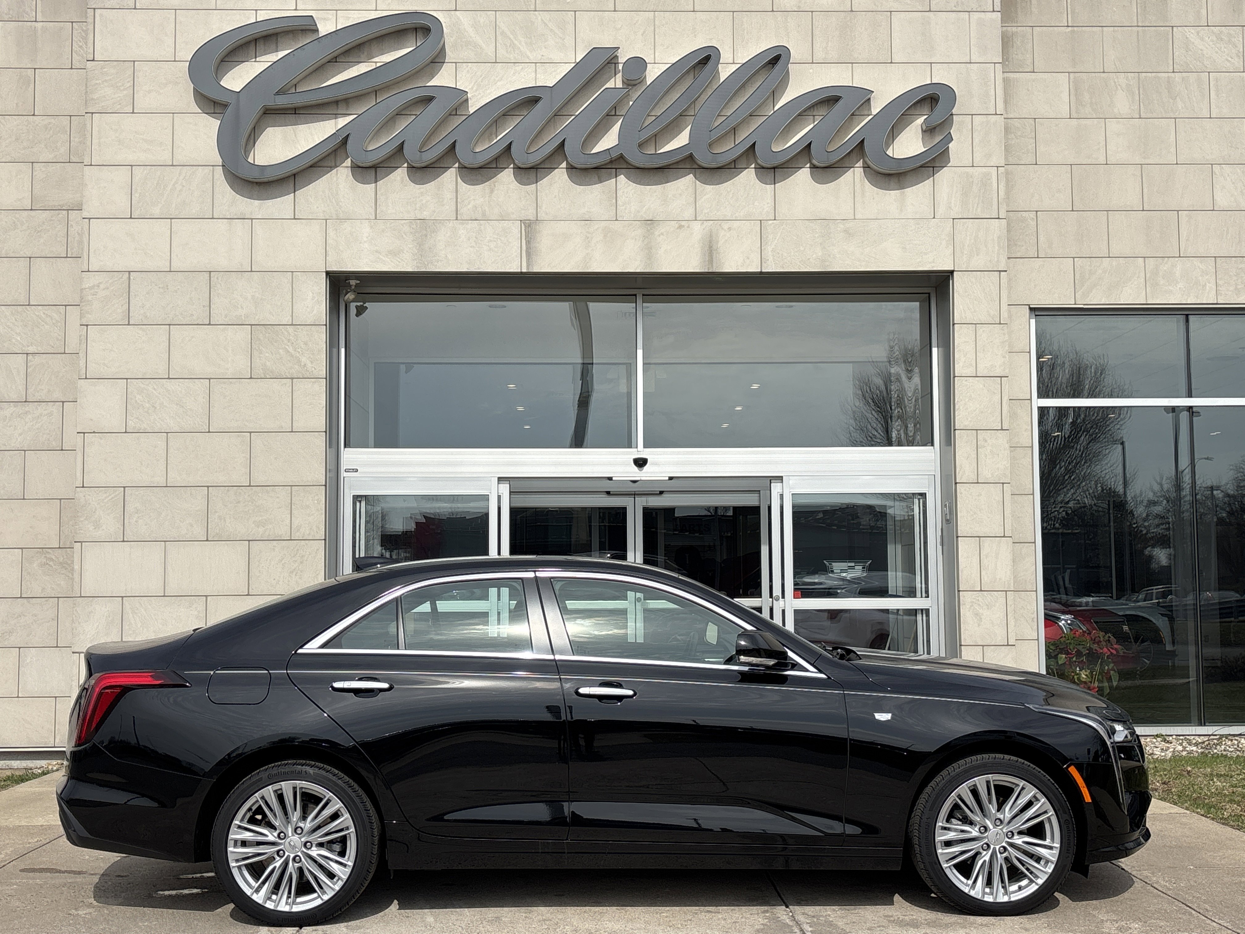 Certified 2025 Cadillac CT4 Premium Luxury image 3