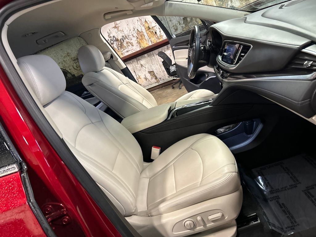 Used 2023 Buick Enclave Essence w/ Sport Touring Edition image 37