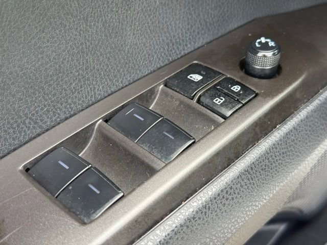 Used 2023 Toyota Camry SE FWD image 14