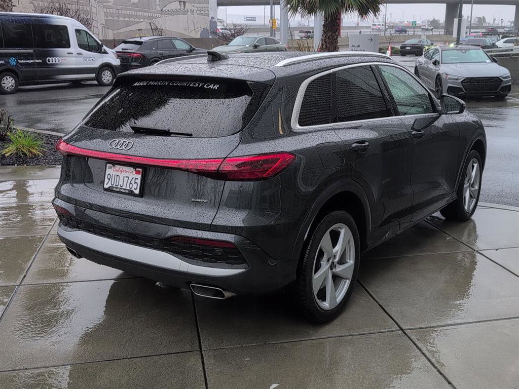 Used 2025 Audi Q5 Premium Plus w/ Premium Plus image 6