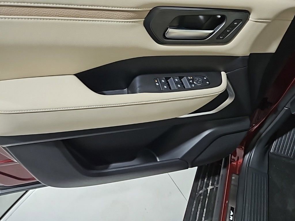 New 2025 Nissan Armada Platinum Reserve w/ Convenience Package image 11