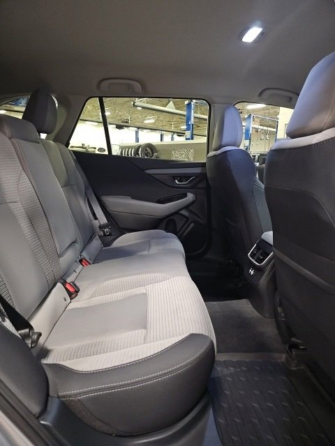 Certified 2025 Subaru Outback Premium w/ Popular Package #1A image 40