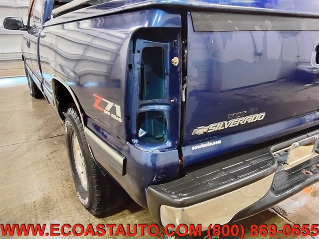 Used 2001 Chevrolet Silverado 1500 LS w/ Off-Road Chassis Pkg AWD/4WD image 16