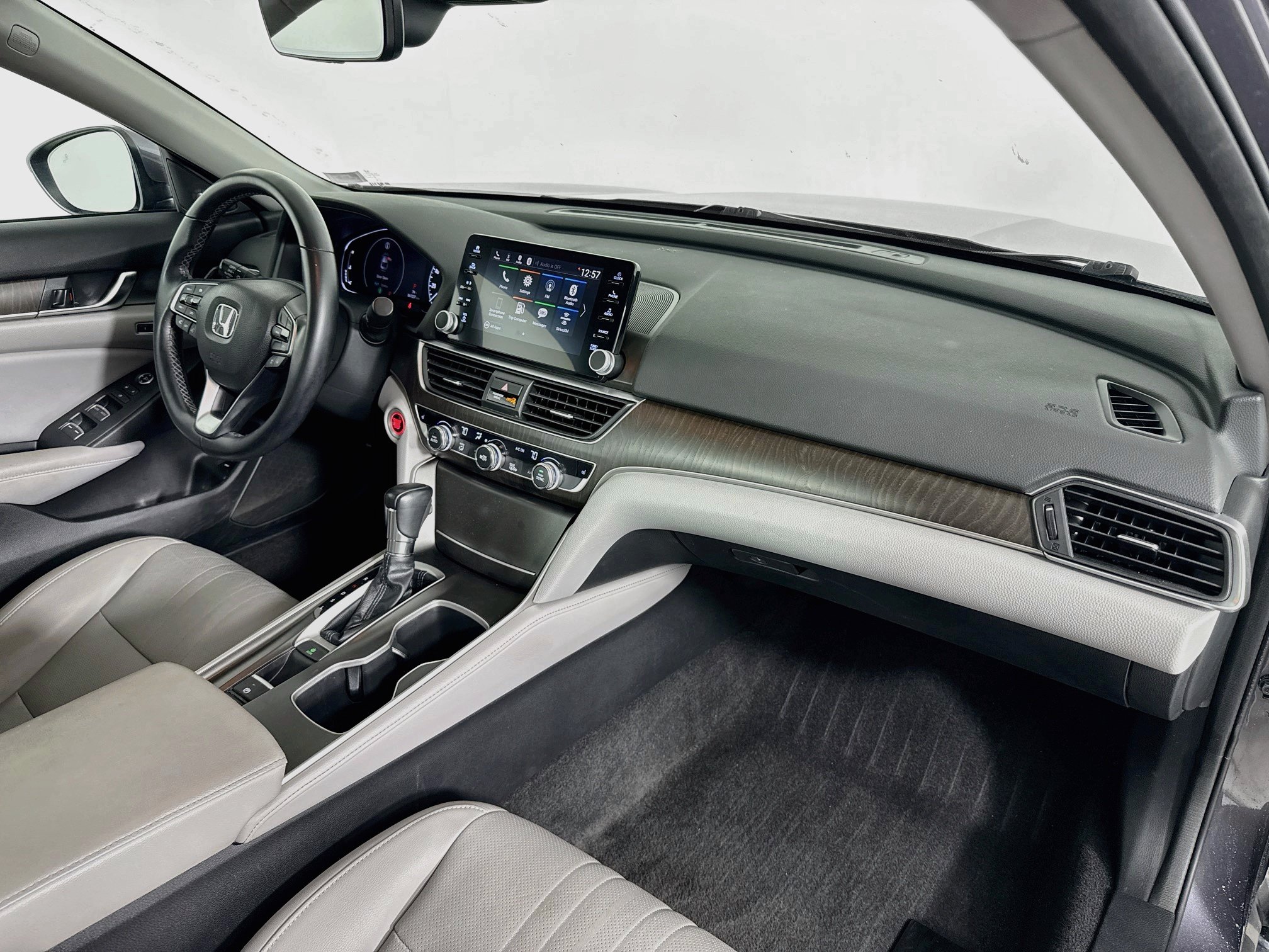 Used 2018 Honda Accord EX-L image 27