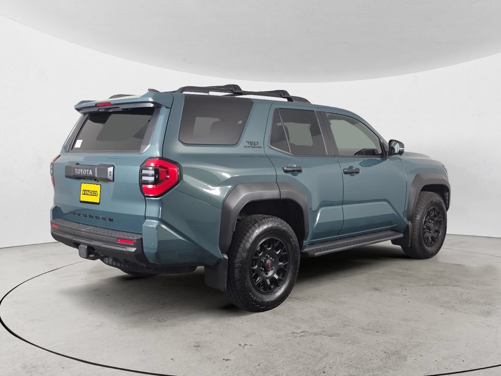 Used 2025 Toyota 4Runner TRD Off-Road Premium AWD/4WD image 5