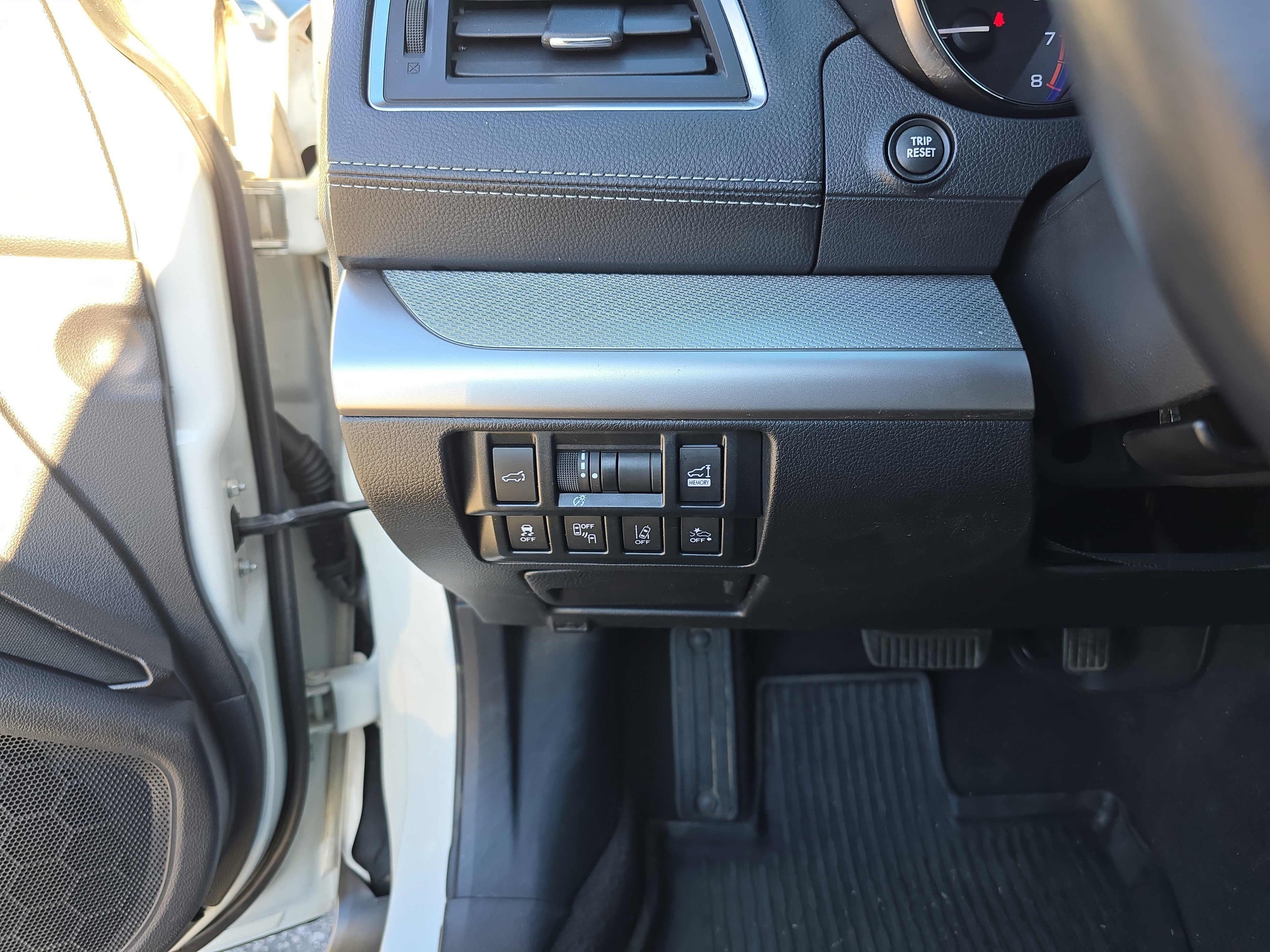 Used 2019 Subaru Outback 2.5i Premium image 33