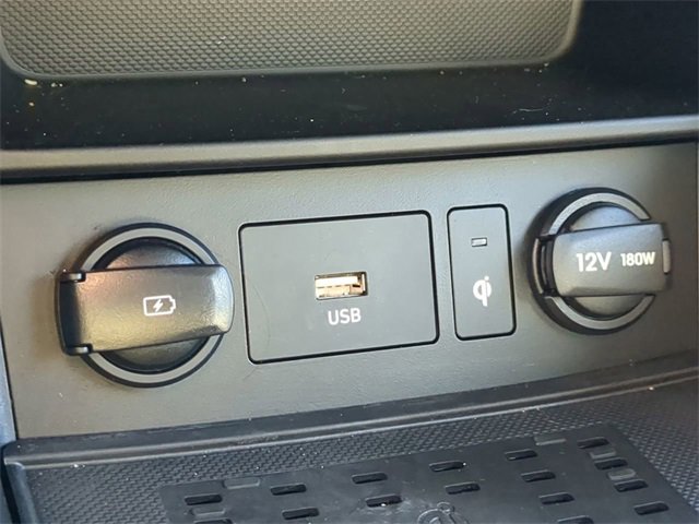 Used 2023 Hyundai Kona Limited image 22