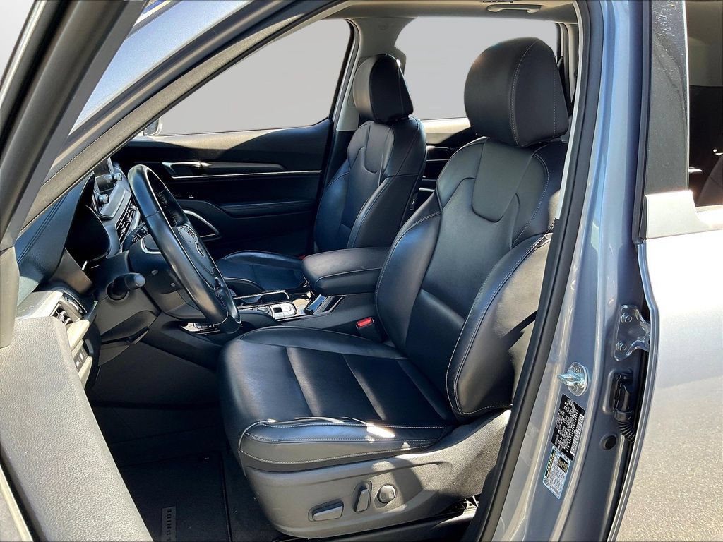 Used 2021 Kia Telluride S FWD image 22