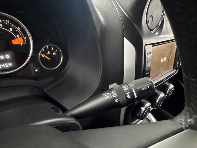 Used 2017 Jeep Compass High Altitude AWD/4WD image 33