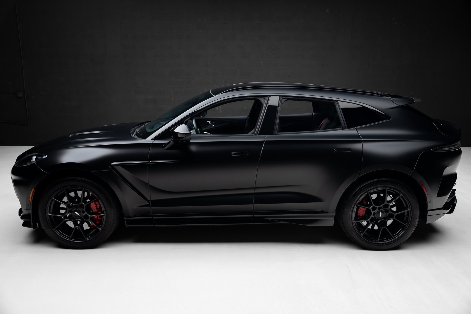 Used 2023 Aston Martin DBX 707 AWD/4WD image 16