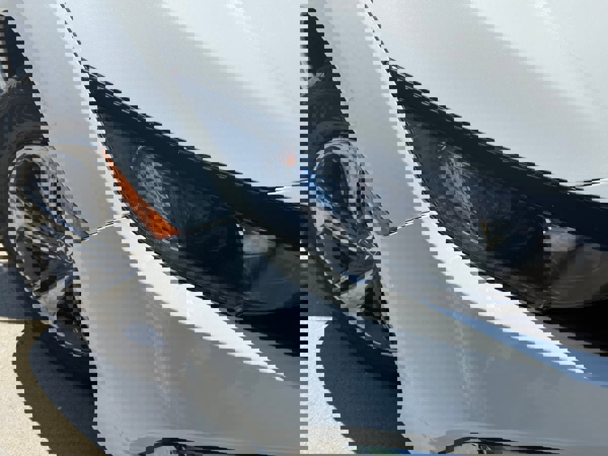 Used 2019 Honda Civic LX image 2