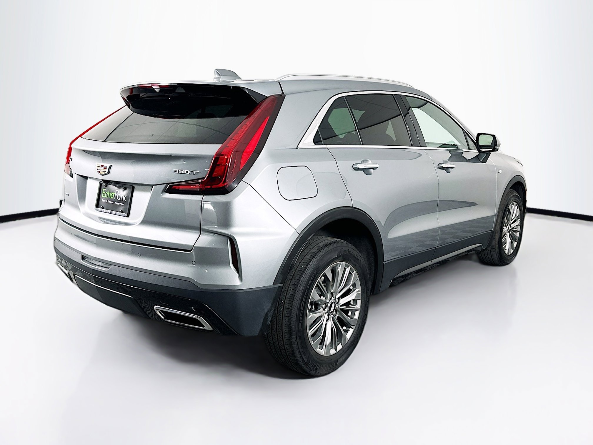 Used 2024 Cadillac XT4 Premium Luxury image 9