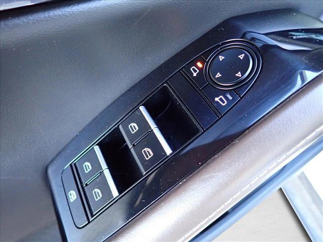 Used 2021 MAZDA CX-30 AWD 2.5 S w/ Premium Package image 16