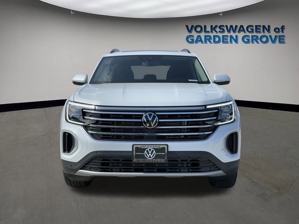 New 2026 Volkswagen Atlas SE image 2
