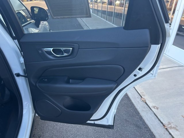 Certified 2025 Volvo XC60 B5 Plus image 12