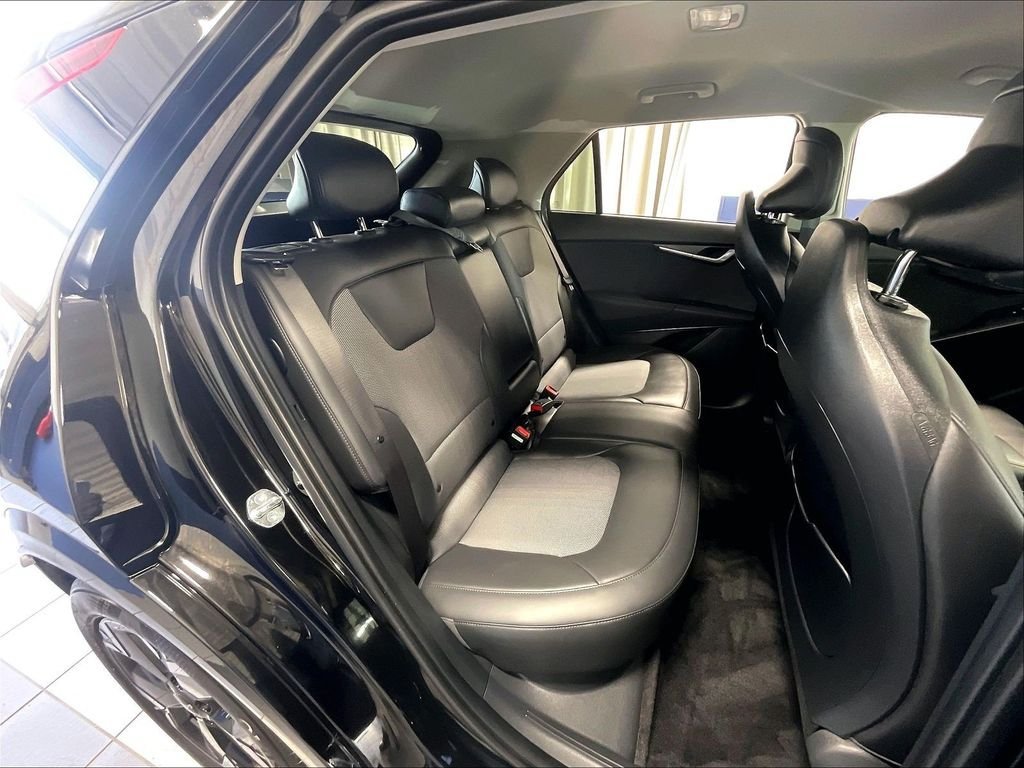 Used 2025 Kia Niro Wind w/ Wind Preserve Package FWD image 16