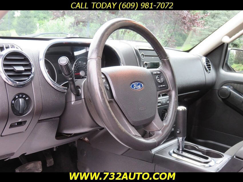 Used 2009 Ford Explorer XLT AWD/4WD image 31