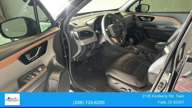 Used 2025 Subaru Forester Sport image 12