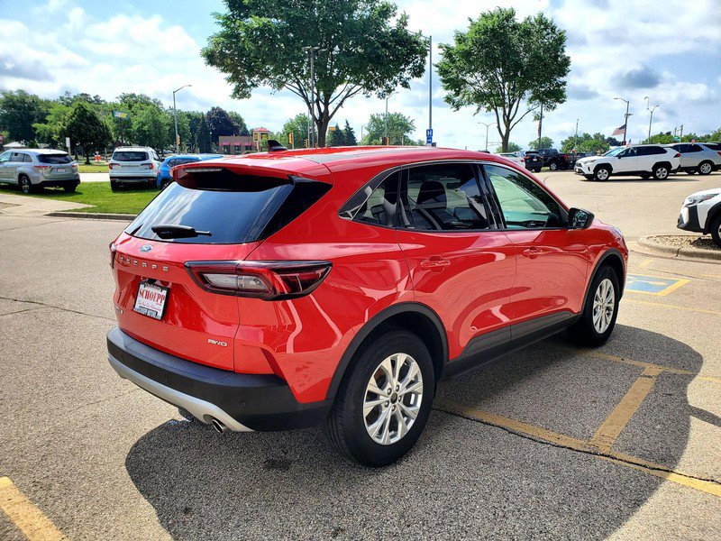 Used 2024 Ford Escape Active AWD/4WD image 5