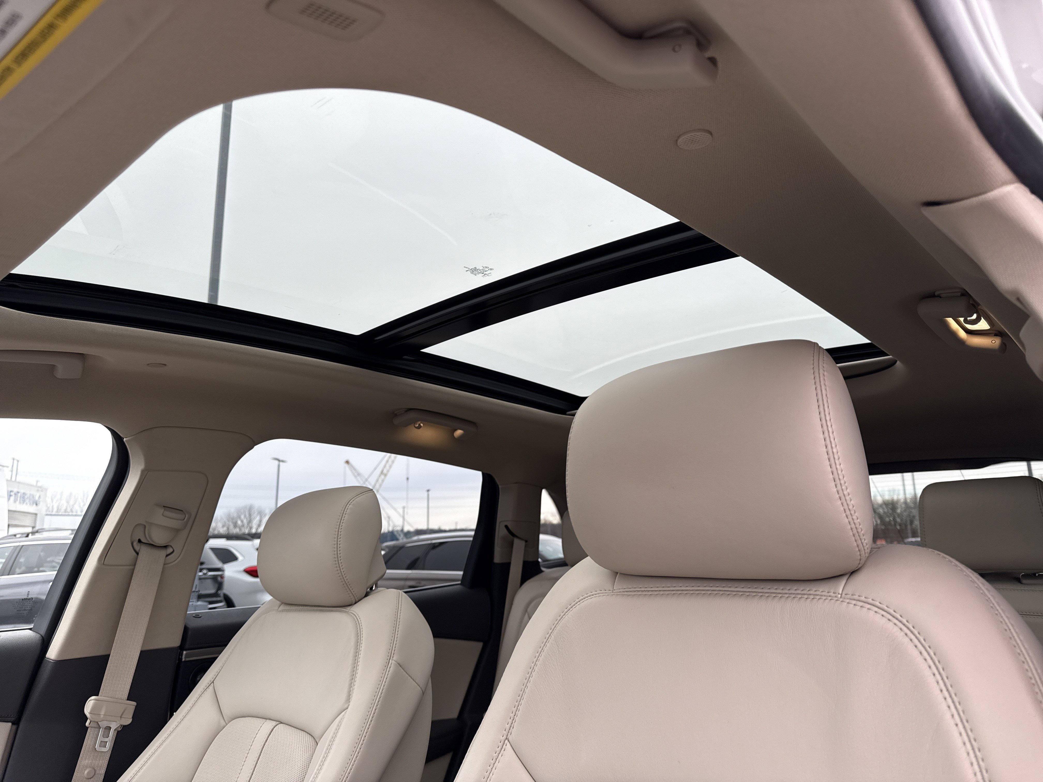 Used 2020 Lincoln Nautilus Reserve w/ Equipment Group 201A image 15