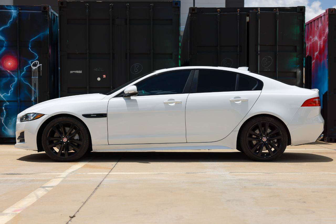 Used 2017 Jaguar XE R-Sport RWD image 3
