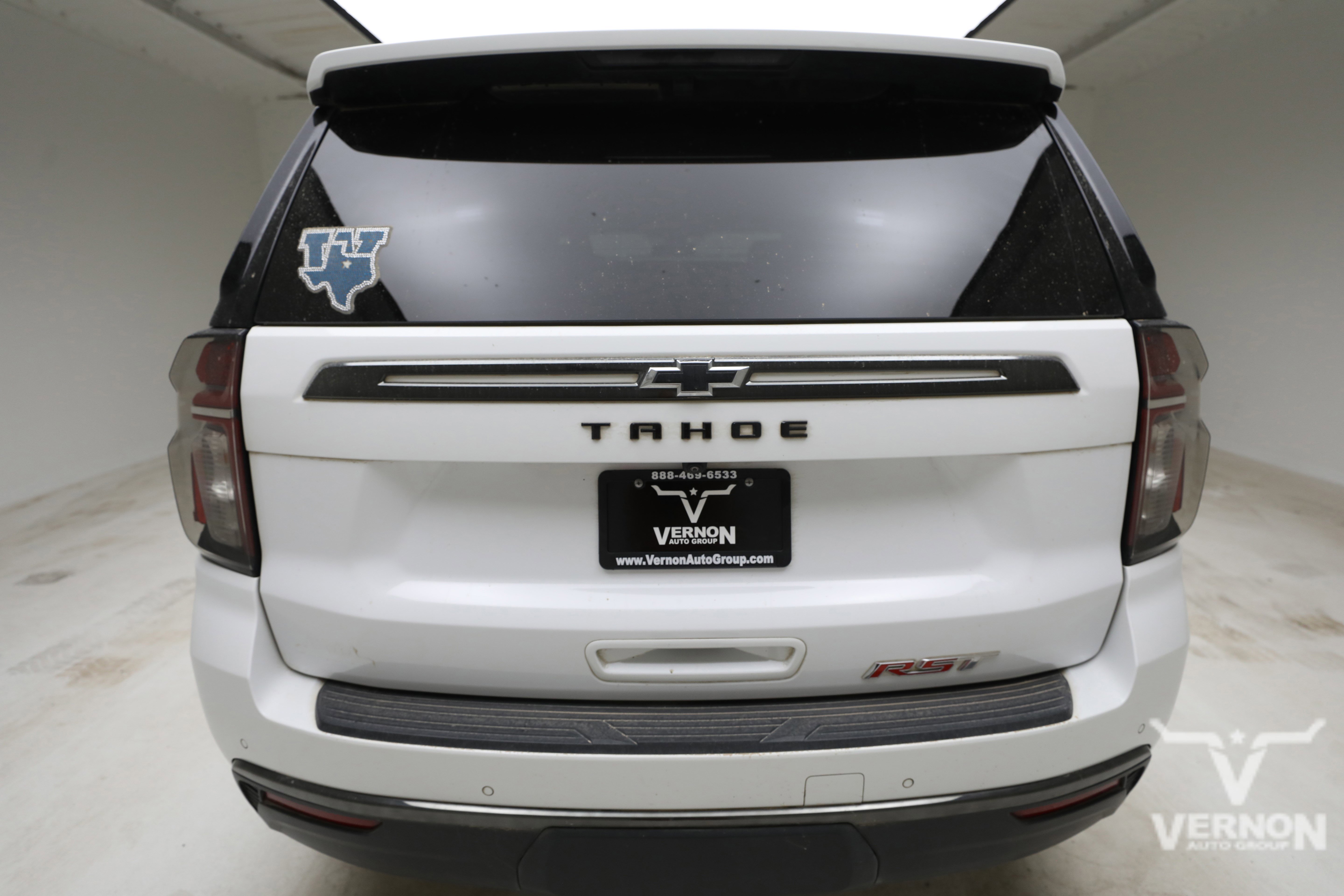Used 2022 Chevrolet Tahoe RST w/ Luxury Package RWD image 3
