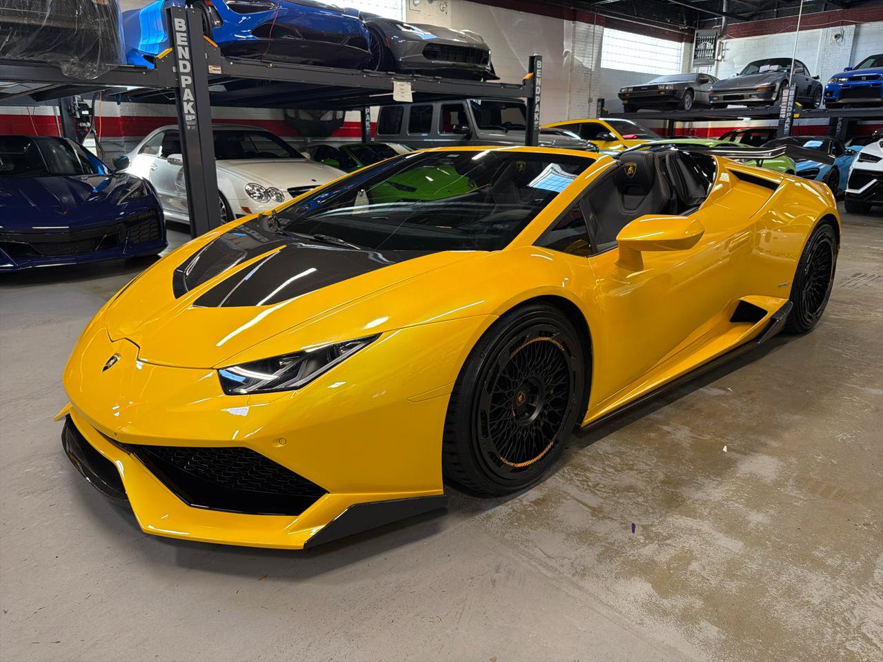 Used 2016 Lamborghini Huracan LP 610-4 AWD/4WD image 10