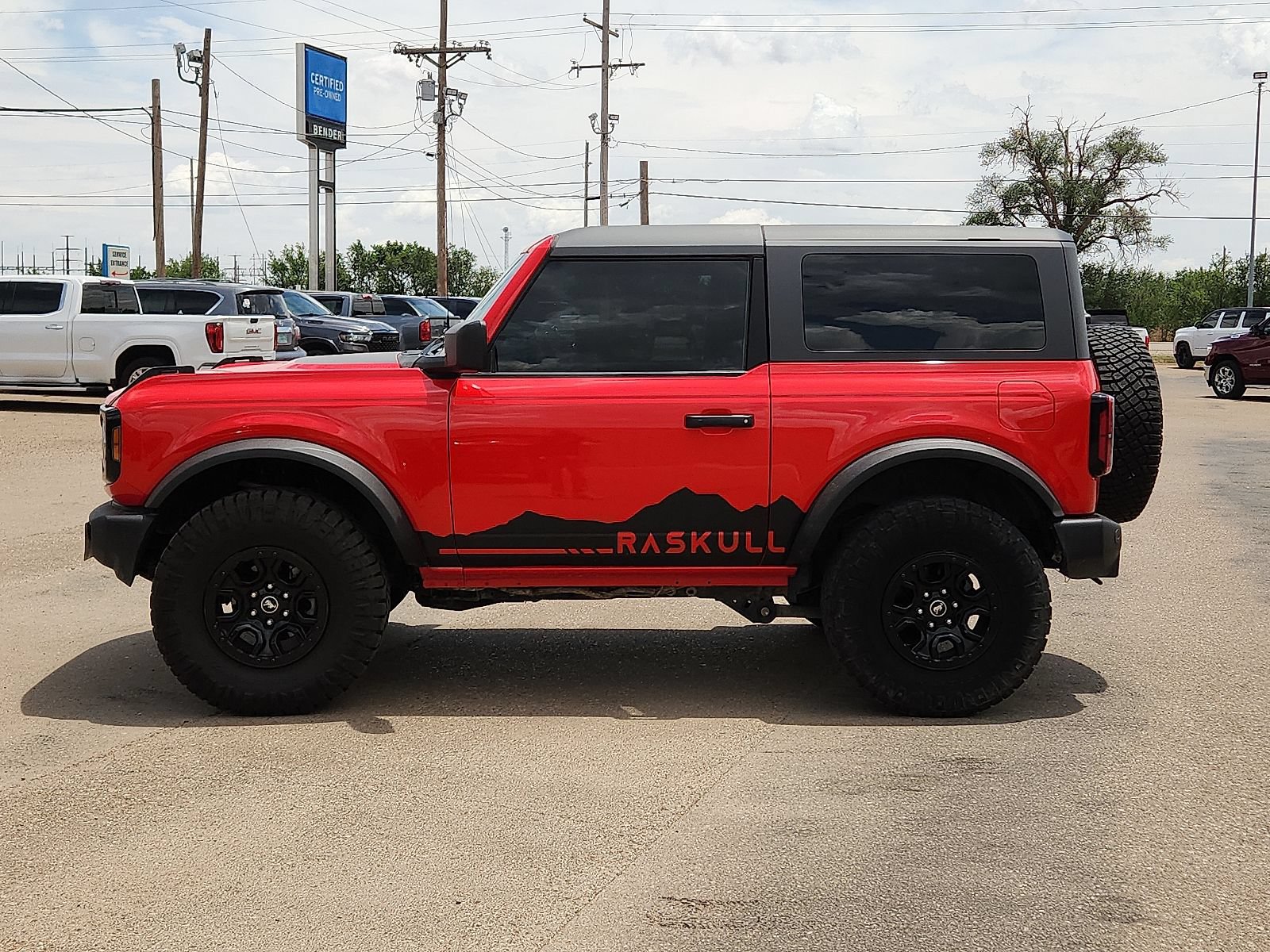Used 2022 Ford Bronco Wildtrak AWD/4WD image 2
