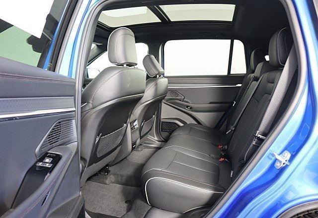 New 2025 Jeep Wagoneer S Limited AWD/4WD image 7