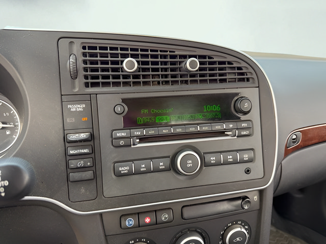Used 2010 Saab 9-3 2.0T FWD image 26