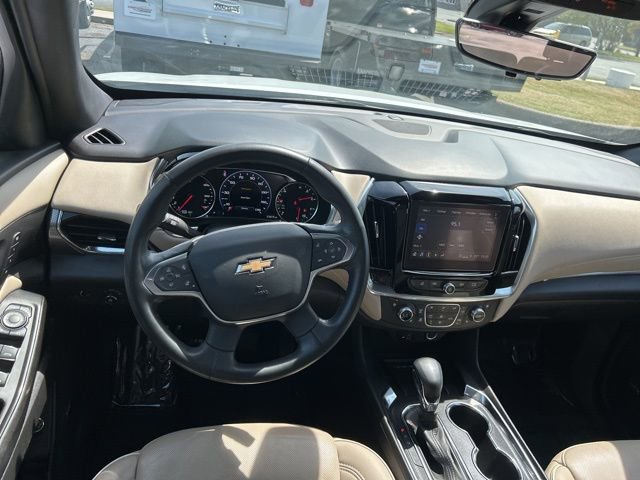 Used 2023 Chevrolet Traverse Premier image 27