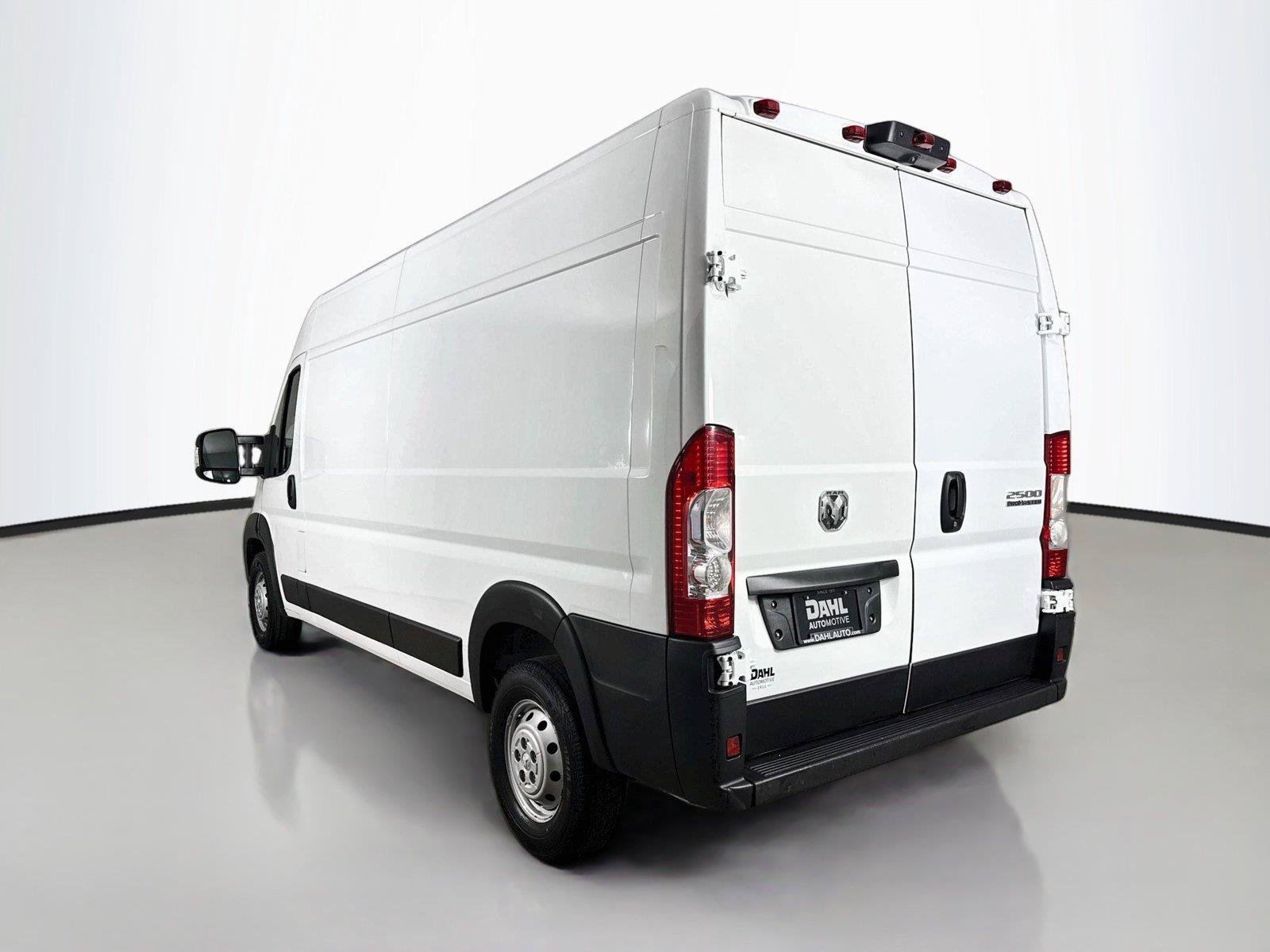 Used 2023 RAM ProMaster 2500 FWD image 10