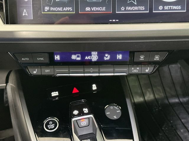 Used 2024 Audi Q4 e-tron Prestige w/ Black Optic Package image 15