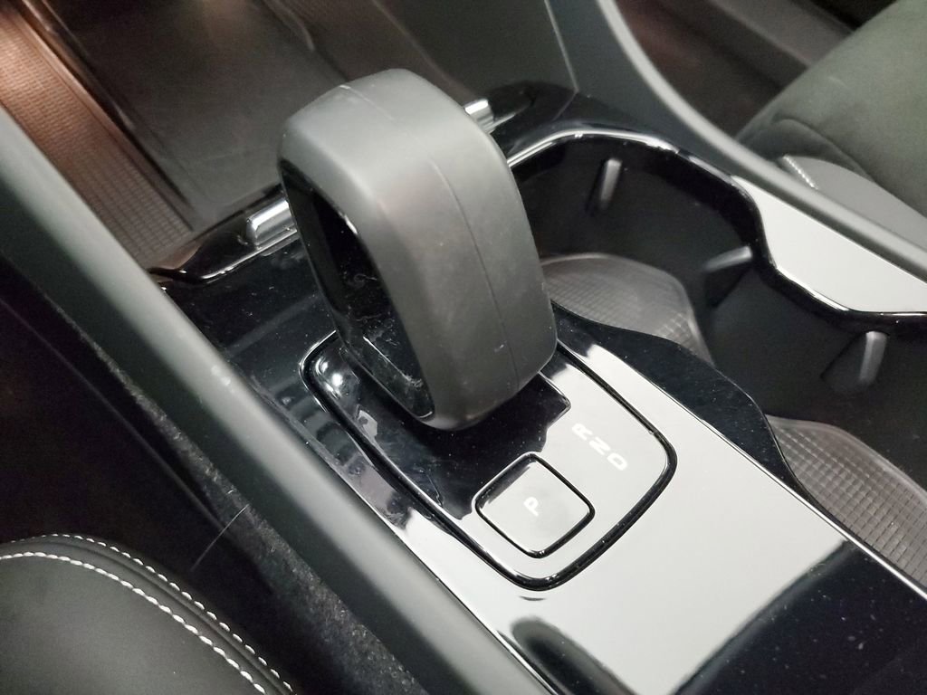 Used 2023 Volvo C40 P8 Recharge Plus image 35