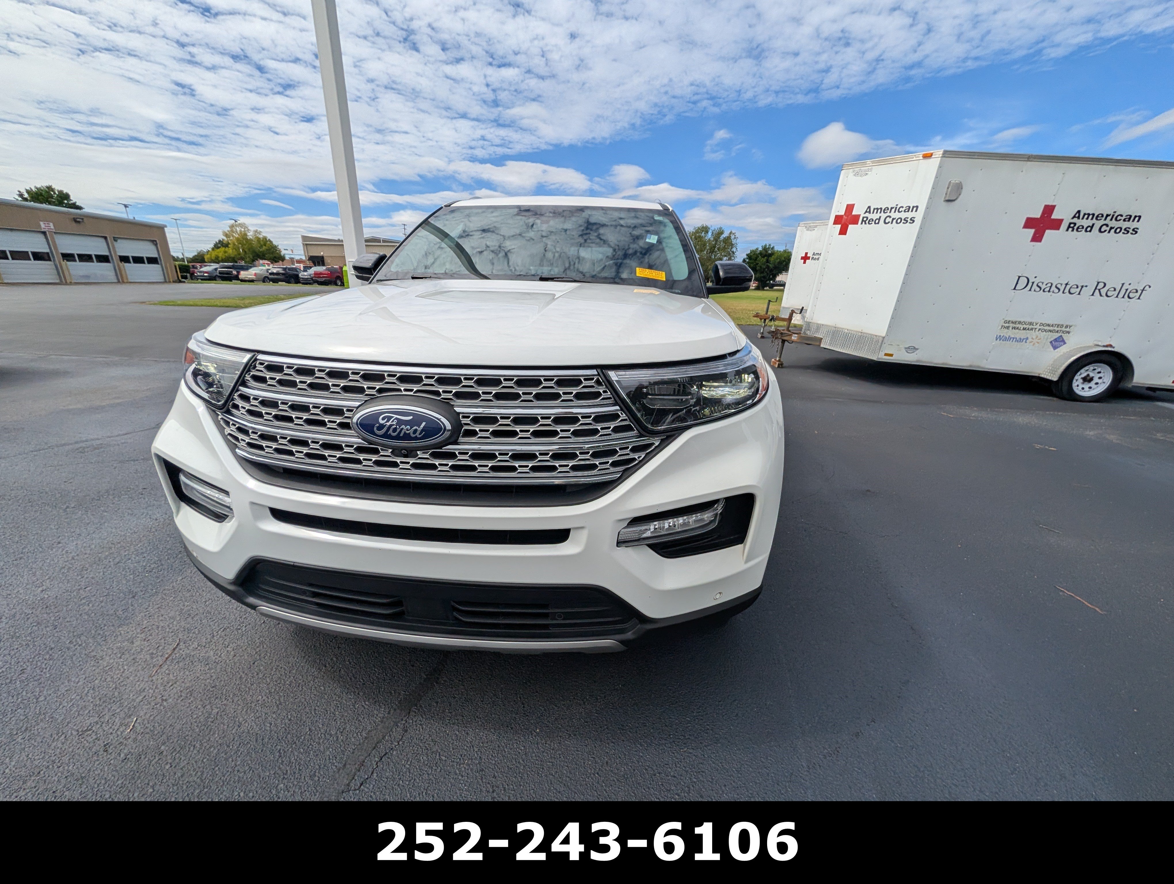 Used 2023 Ford Explorer Limited w/ Hybrid Equipment Group 310A AWD/4WD image 9