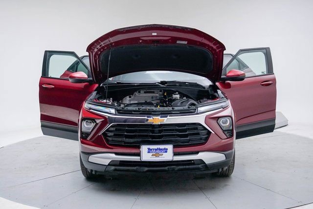 Used 2025 Chevrolet TrailBlazer LT image 16