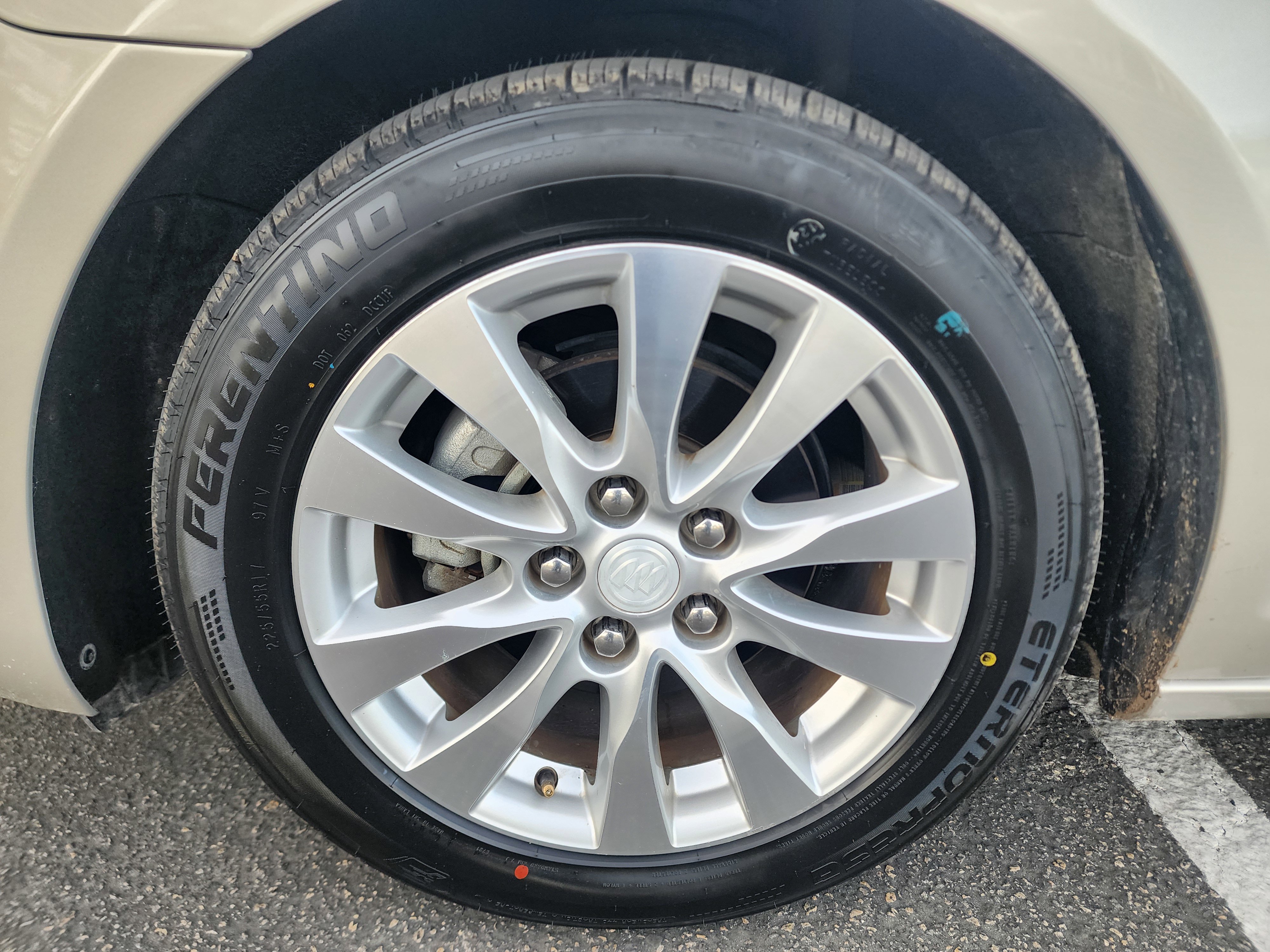 Used 2015 Buick LaCrosse Leather image 38