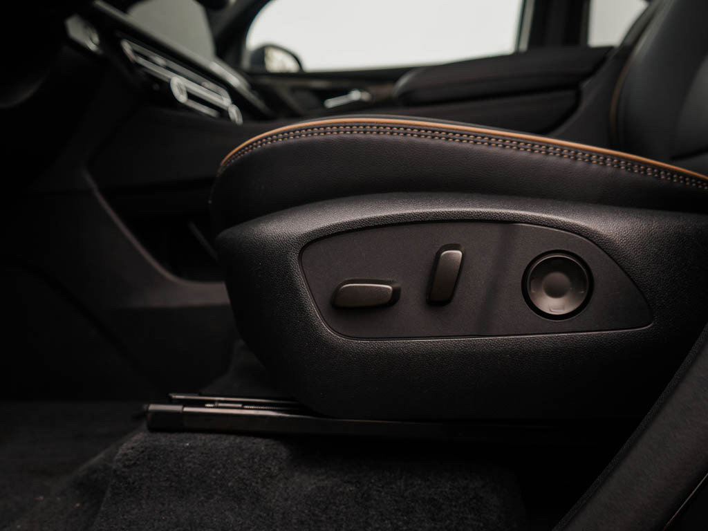 New 2026 Chevrolet Traverse High Country w/ LPO, Floor Liner Package image 20