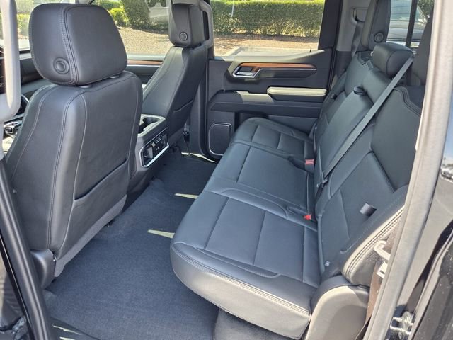 Certified 2023 GMC Sierra 1500 Denali w/ Denali Reserve Package AWD/4WD image 11