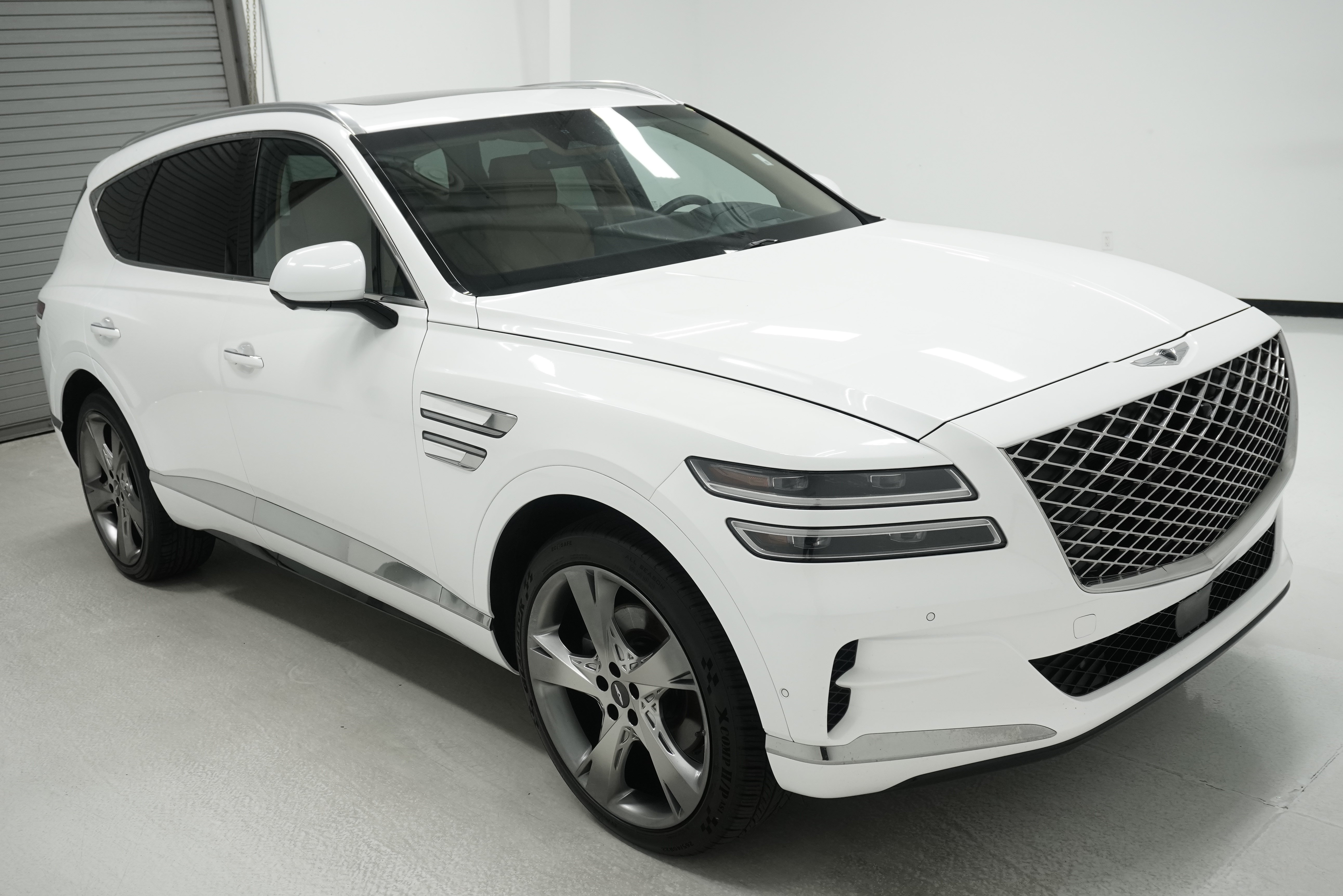 Used 2021 Genesis GV80 2.5T w/ Prestige Package 04 AWD/4WD image 3